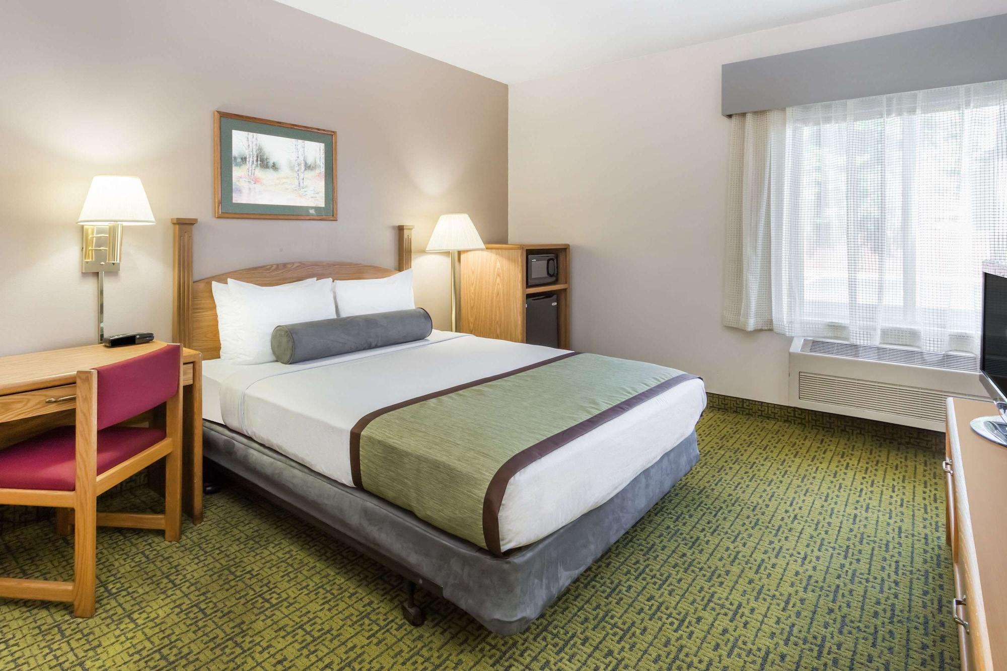 Days Inn & Suites By Wyndham MadisonMadison  Kültér fotó