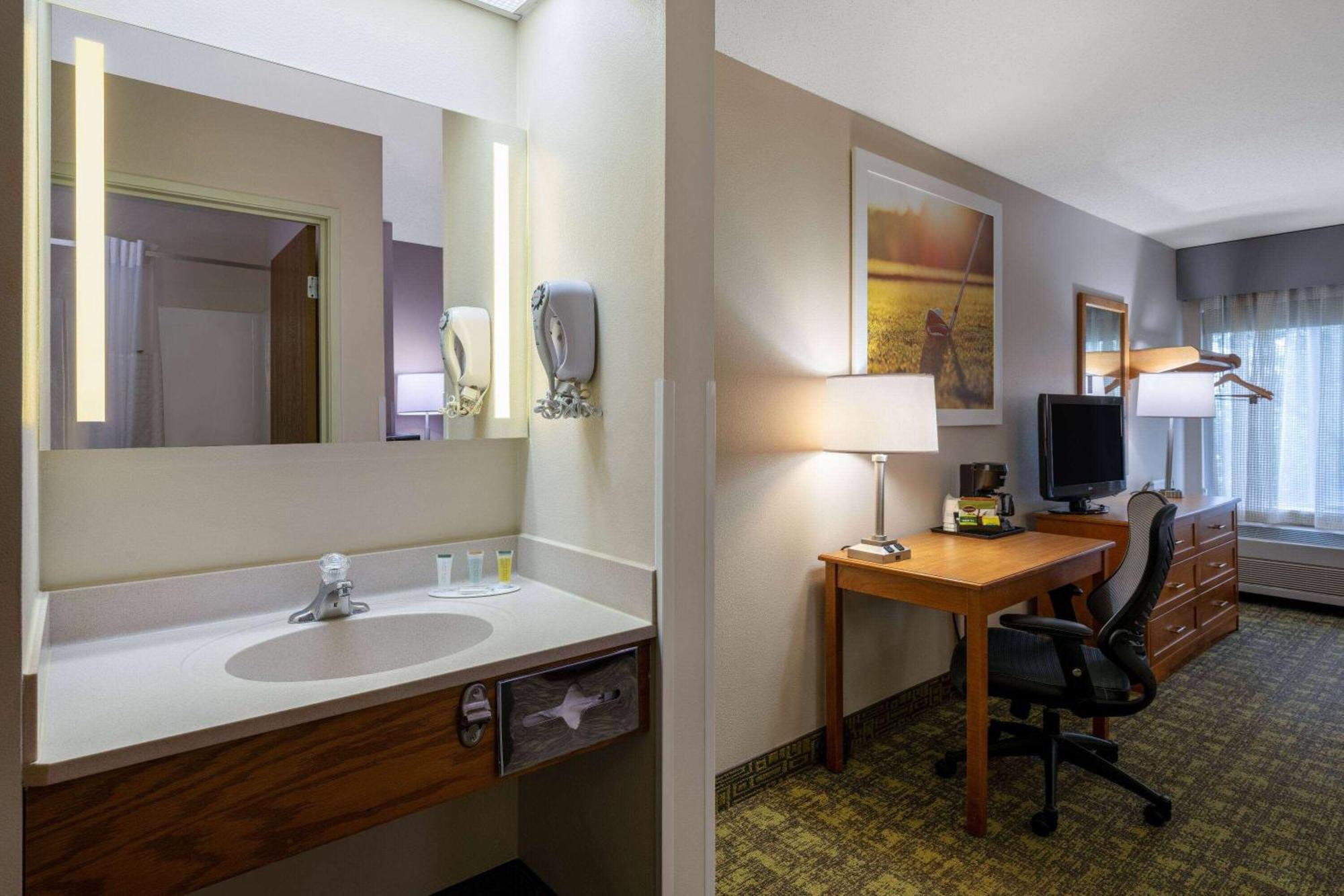 Days Inn & Suites By Wyndham MadisonMadison  Kültér fotó