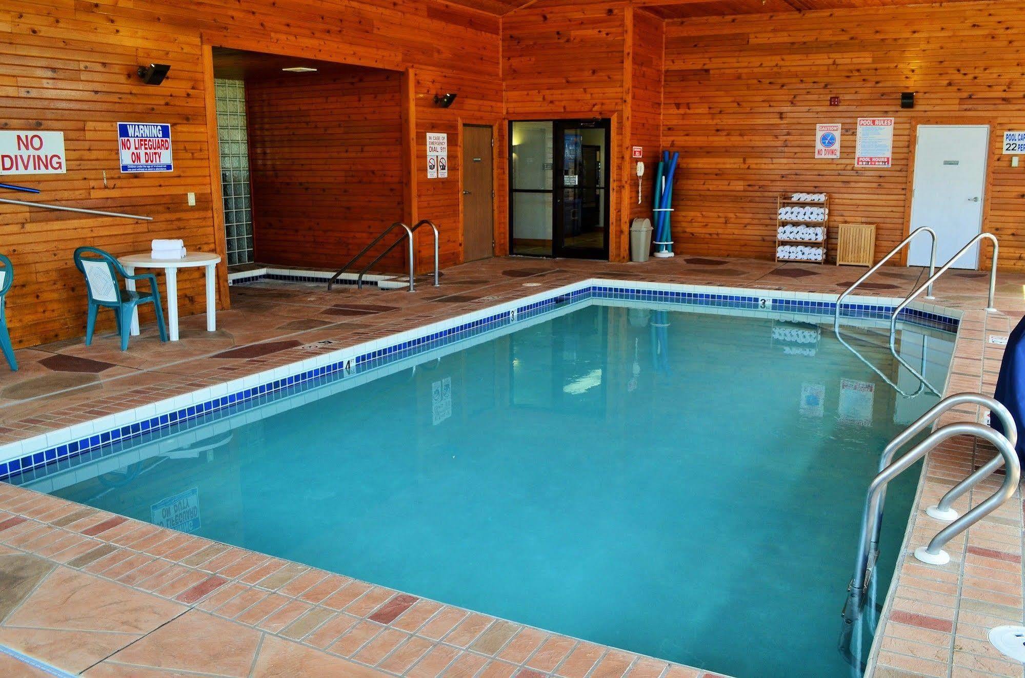Days Inn & Suites By Wyndham MadisonMadison  Kültér fotó