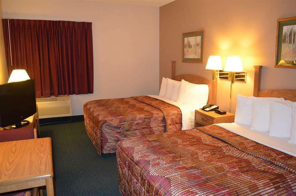Days Inn & Suites By Wyndham MadisonMadison  Kültér fotó